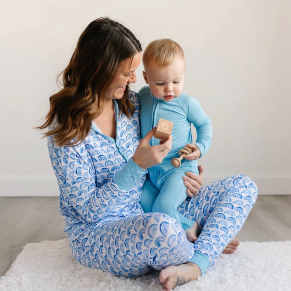 Little Sleepies Blue Rainbows Women’s Pajamas Top and Bottoms